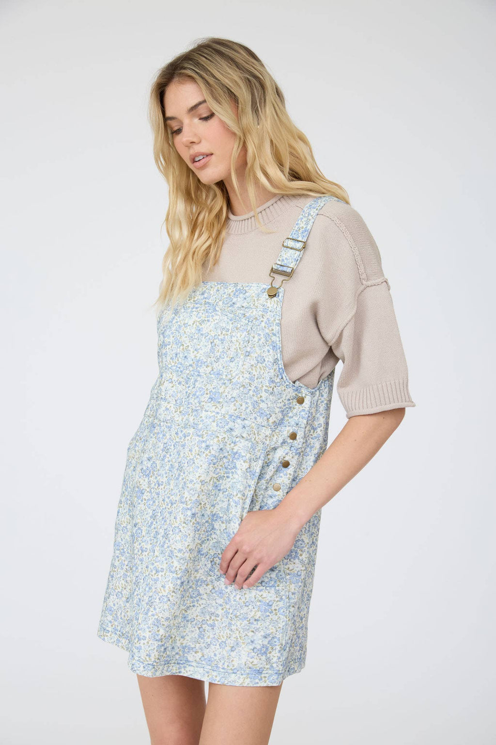FLORAL PRINT OVERALL MINI DRESS : BLUE MULTI