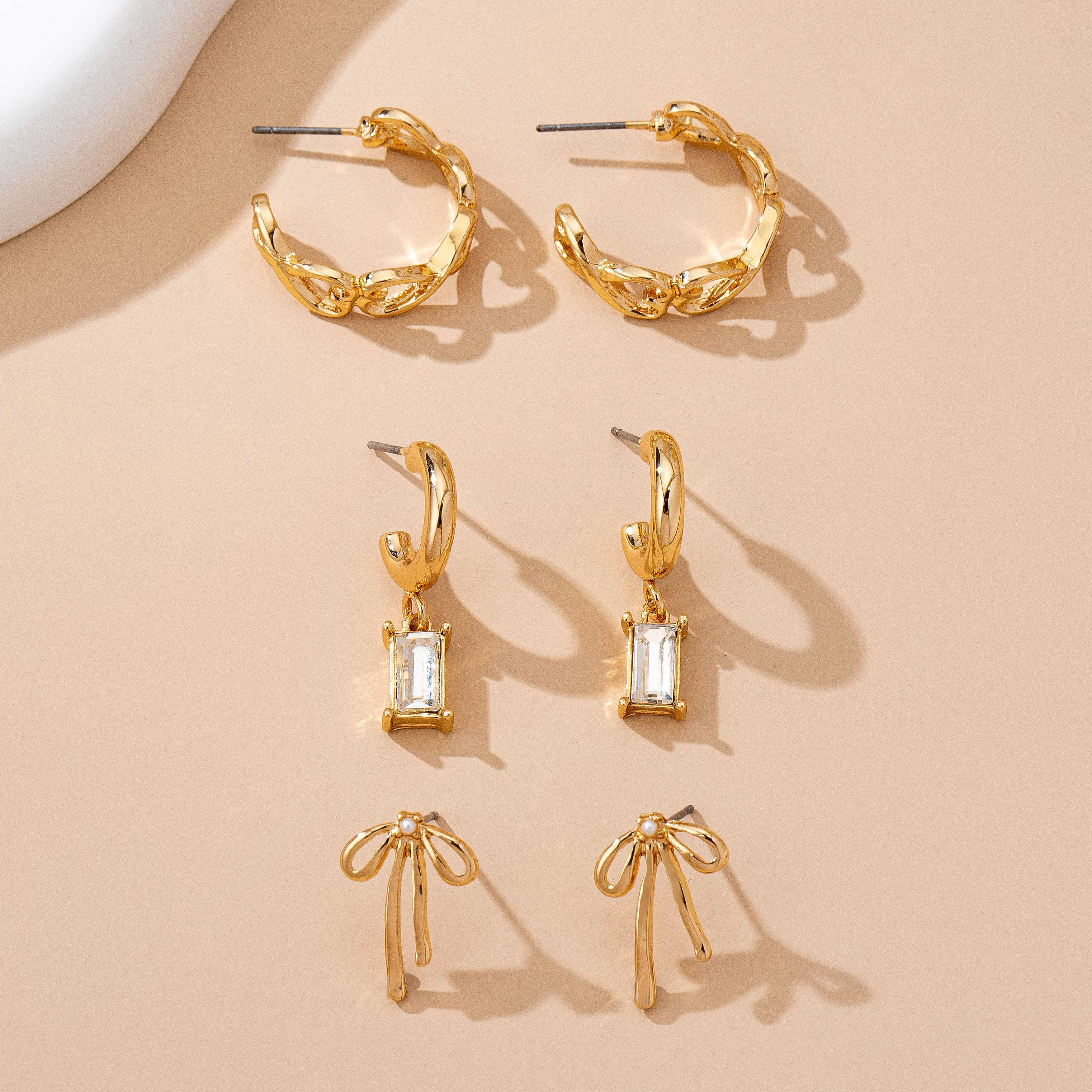 Baguette Stone Hoop, Bow Trio Earring Set | 80E61789: GOLD