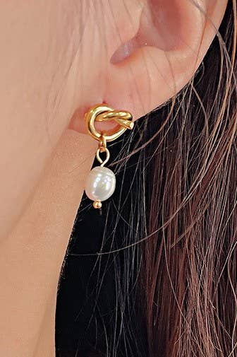 18K STAINLESS STEEL TARNISH FREE PEARL DROP EAR | 40E340: GOLD