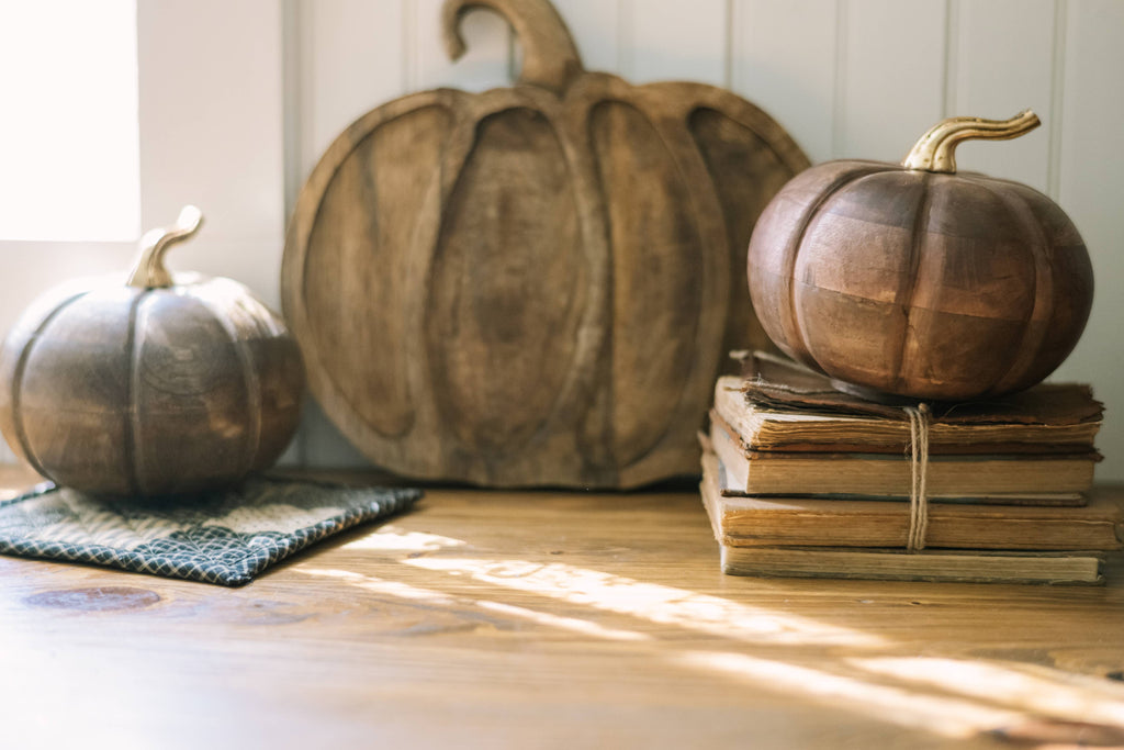 Chestnut Mango Wood Pumpkin