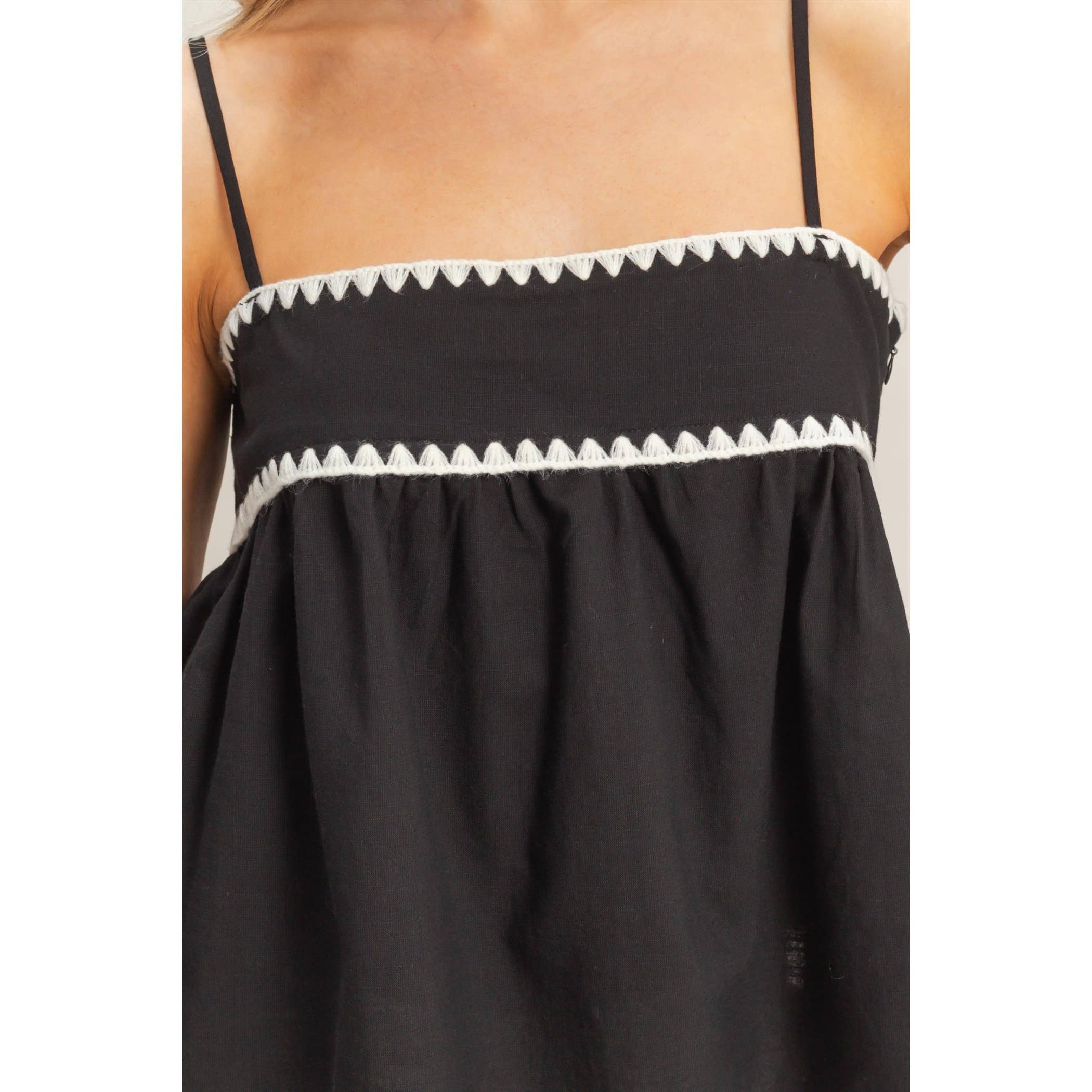 Sleeveless Babydoll Top: BLACK