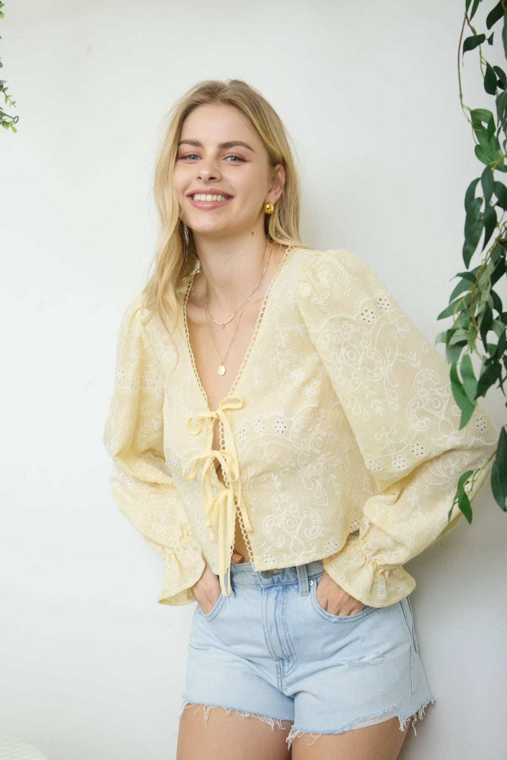 EMBROIDERED PATTERN LONG SLEEVE FRONT TIE CROP TOP : BUTTER YELLOW