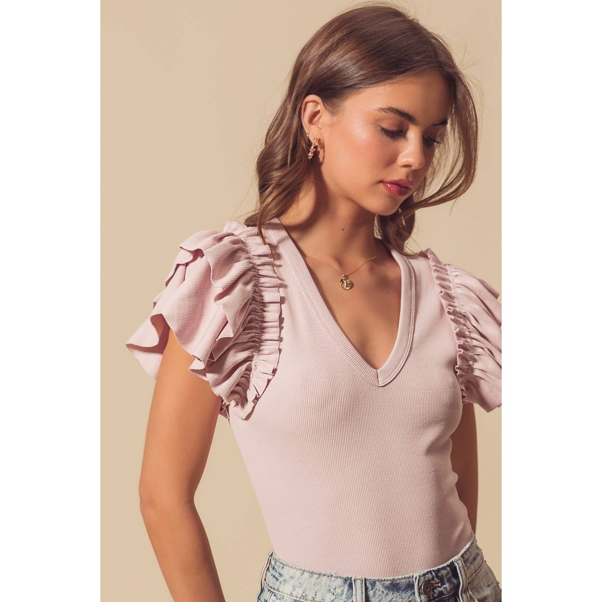 DEEP V NECK RIB KNIT BODYSUIT WITH RUFFLES: MAUVE