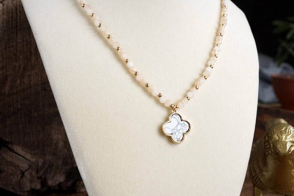 Short Beaded Clover Pendant Necklace with Semi-Precious Stone Beads: White