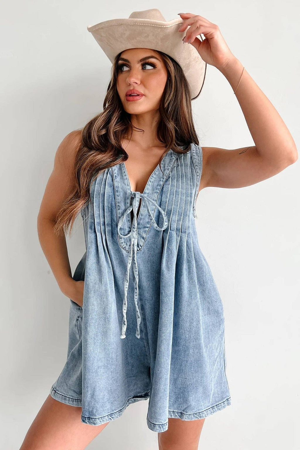Ladies Tie Front V-Neck Sleeveless Denim Romper: Light Blue
