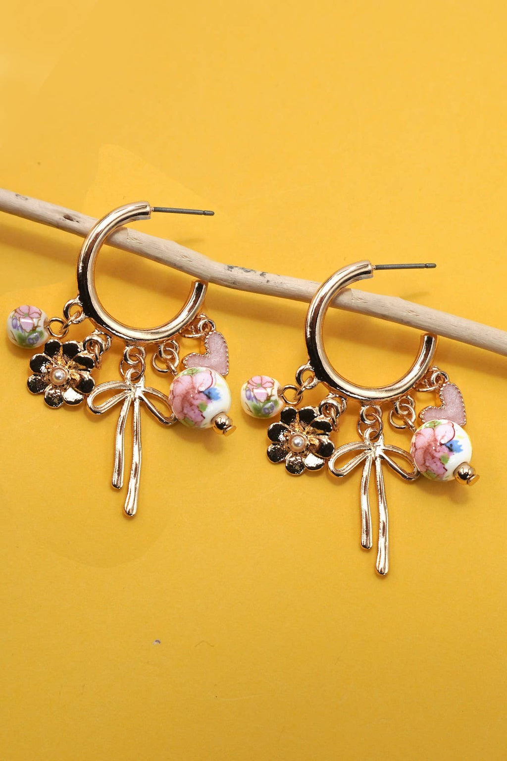 CERAMIC PORCELAIN BOW FLOWER CHARM DROP HOOP | 80E6644: GOLD
